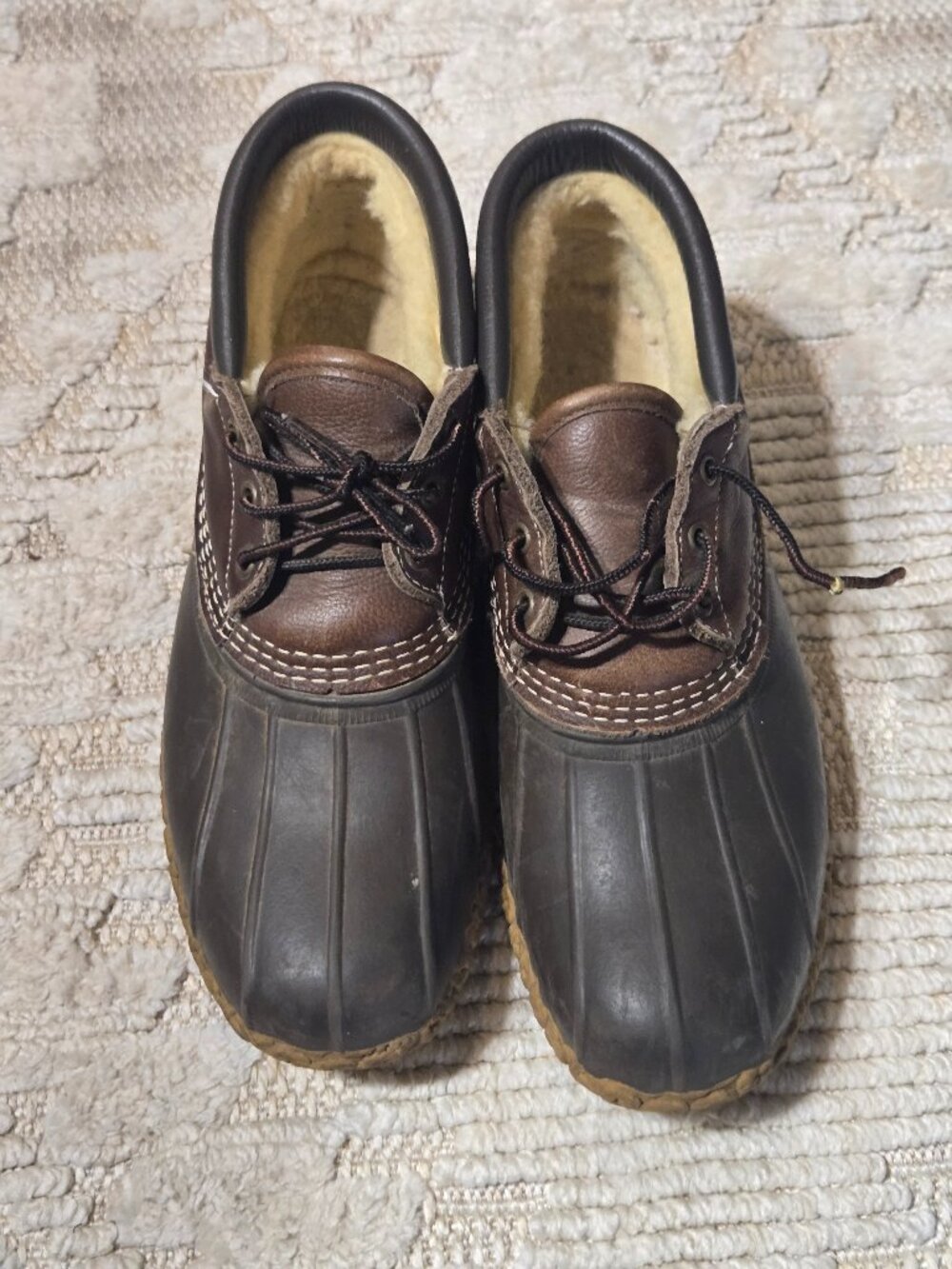 LL Bean Mens 6M Bean Boots Low Duck Shoes Brown Leather, Shearling Lined